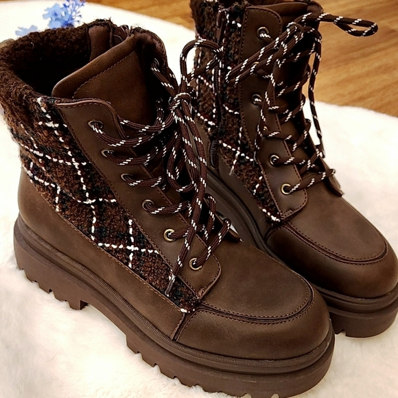 Rocket Dog Desmond Brown Lug Plaid Ankle Boots Size 8.5 - Picture 6 of 13